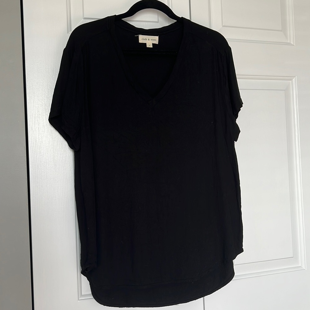 Cloth & Stone black short sleeve top, like new, size L